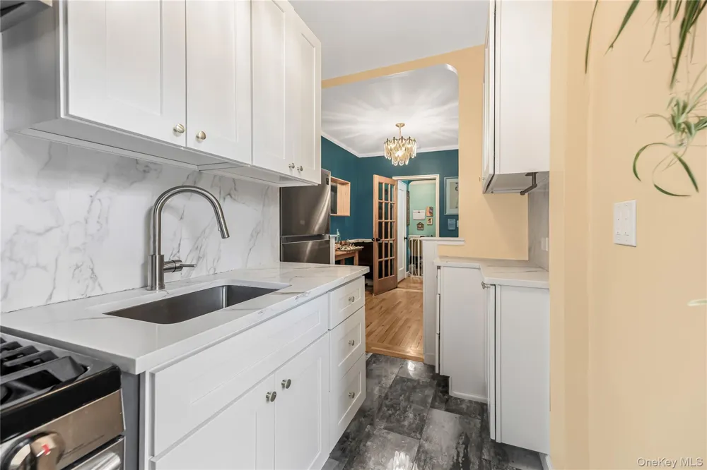 2190 Boston Road #4G Bronx, NY 10462
