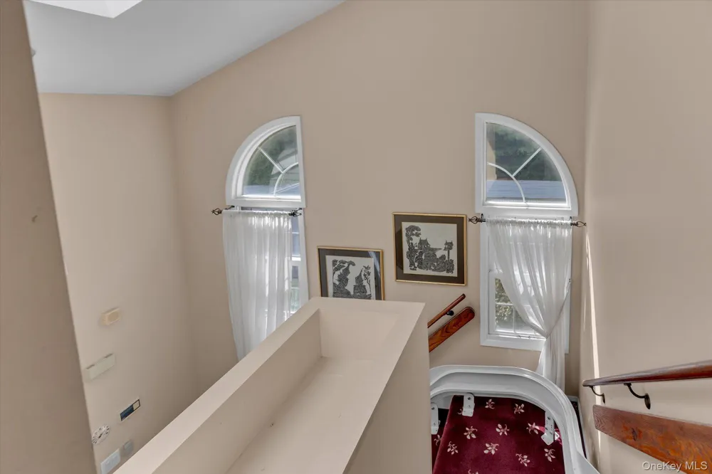 11 Lakebridge Drive S Kings Park, NY 11754
