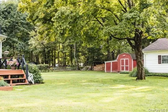 17 Rose Avenue Tillson, NY 12486