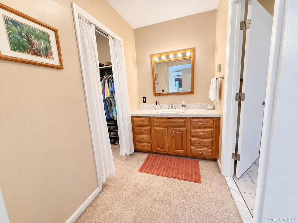 17 Rose Avenue Tillson, NY 12486