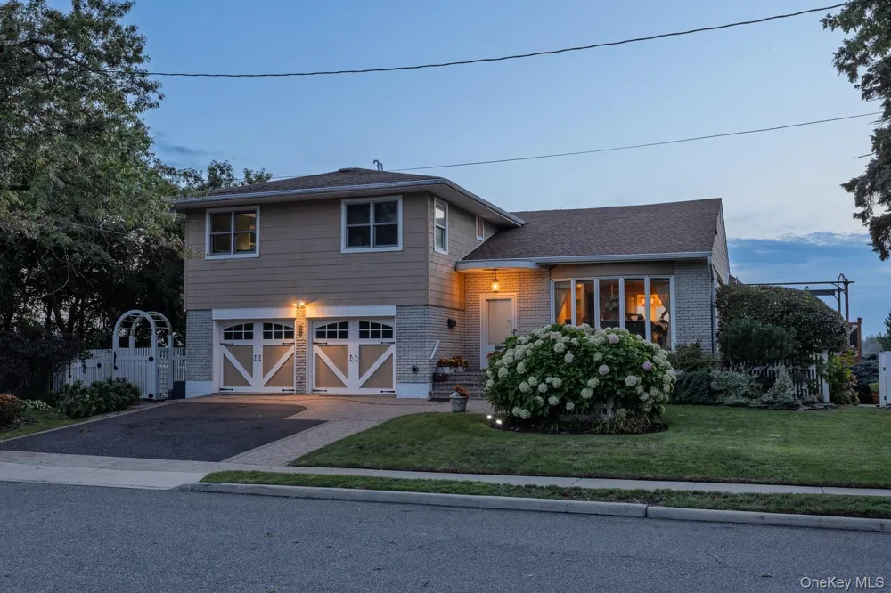 3224 Ann Street Baldwin, NY 11510