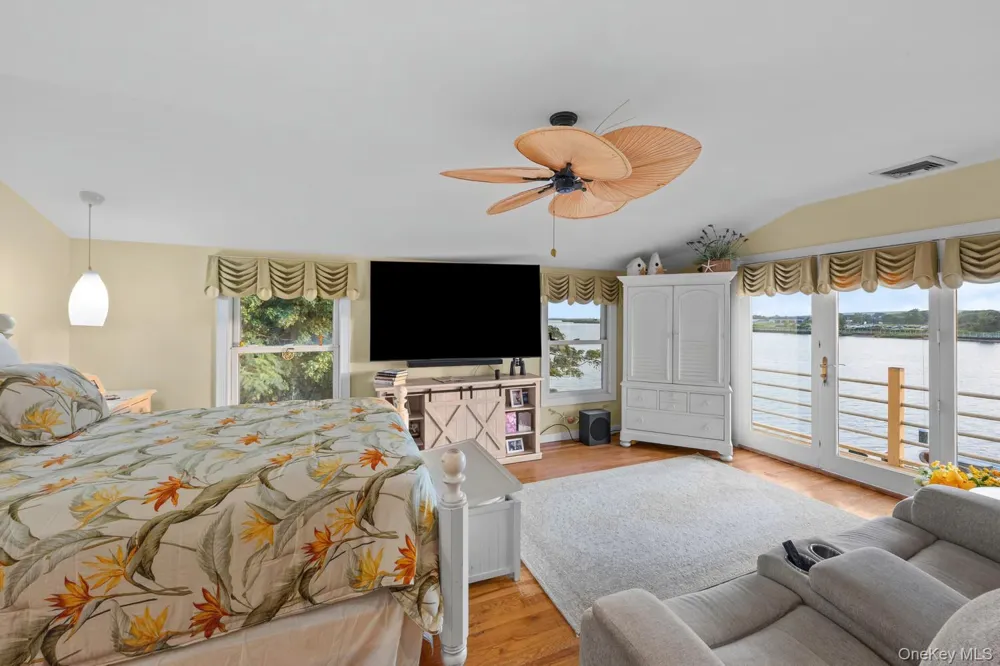 3224 Ann Street Baldwin, NY 11510