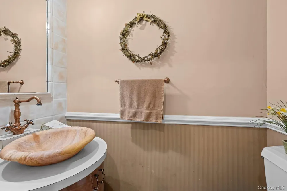 3224 Ann Street Baldwin, NY 11510