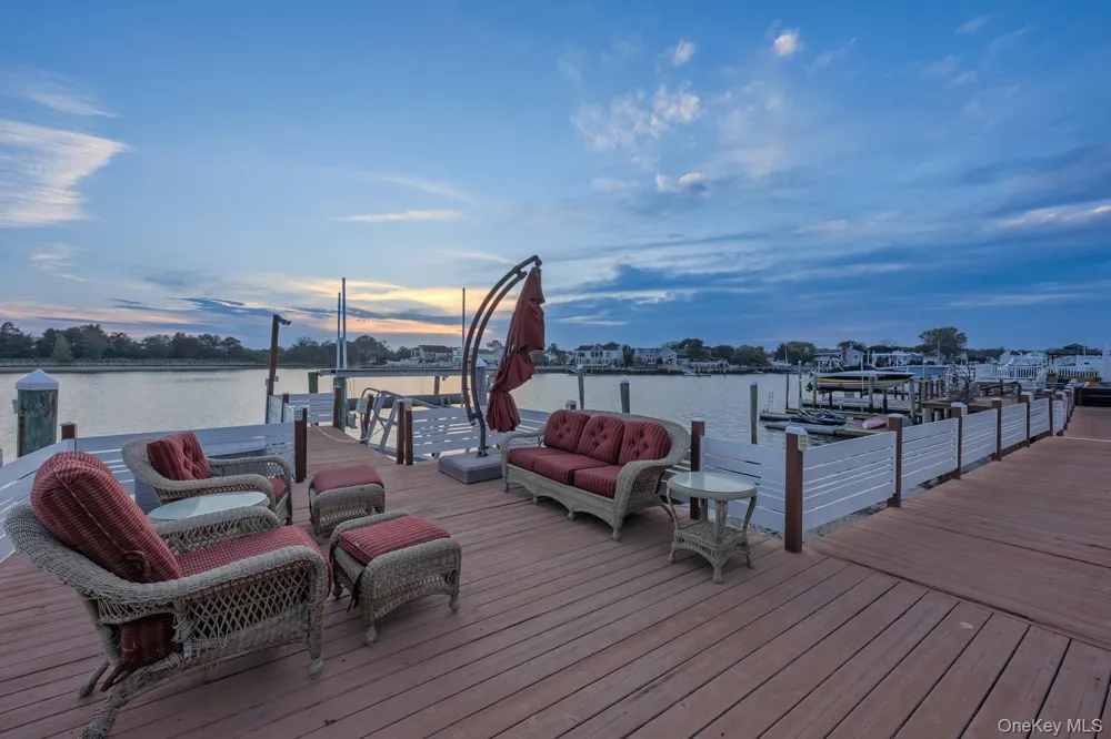 3224 Ann Street Baldwin, NY 11510