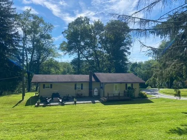 10 Lakeview Road Kenoza Lake, NY 12750