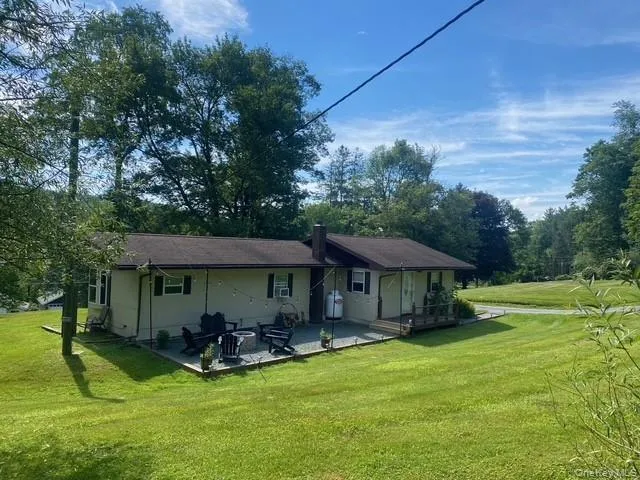 10 Lakeview Road Kenoza Lake, NY 12750