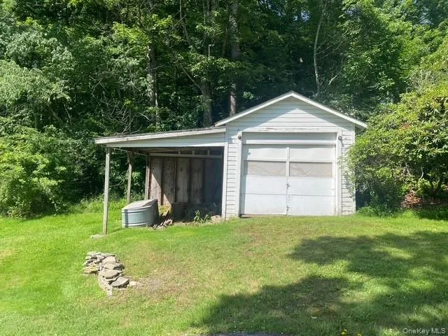 10 Lakeview Road Kenoza Lake, NY 12750