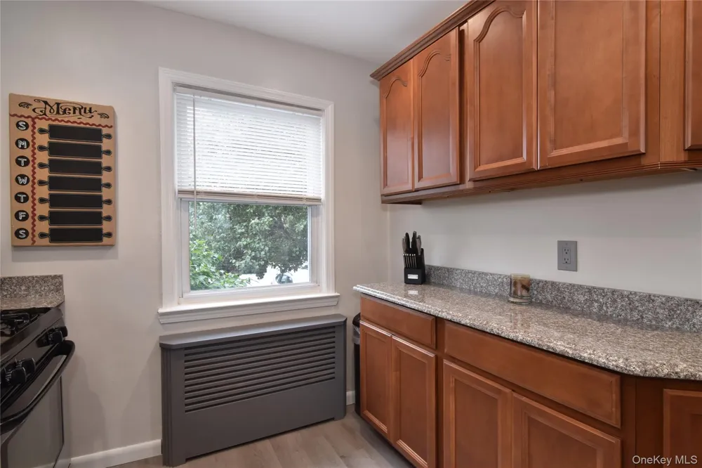 17 Leewood Circle #4R Eastchester, NY 10709