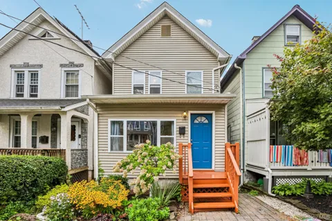 47 White Avenue