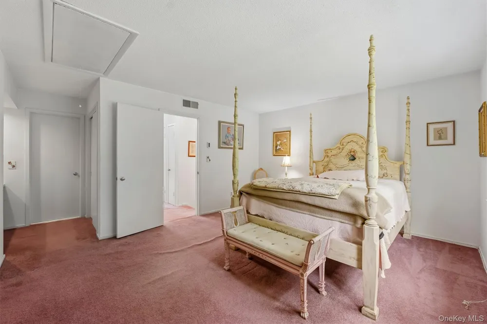 175 Heritage Hills #D Somers, NY 10589
