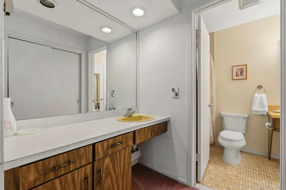 175 Heritage Hills #D Somers, NY 10589