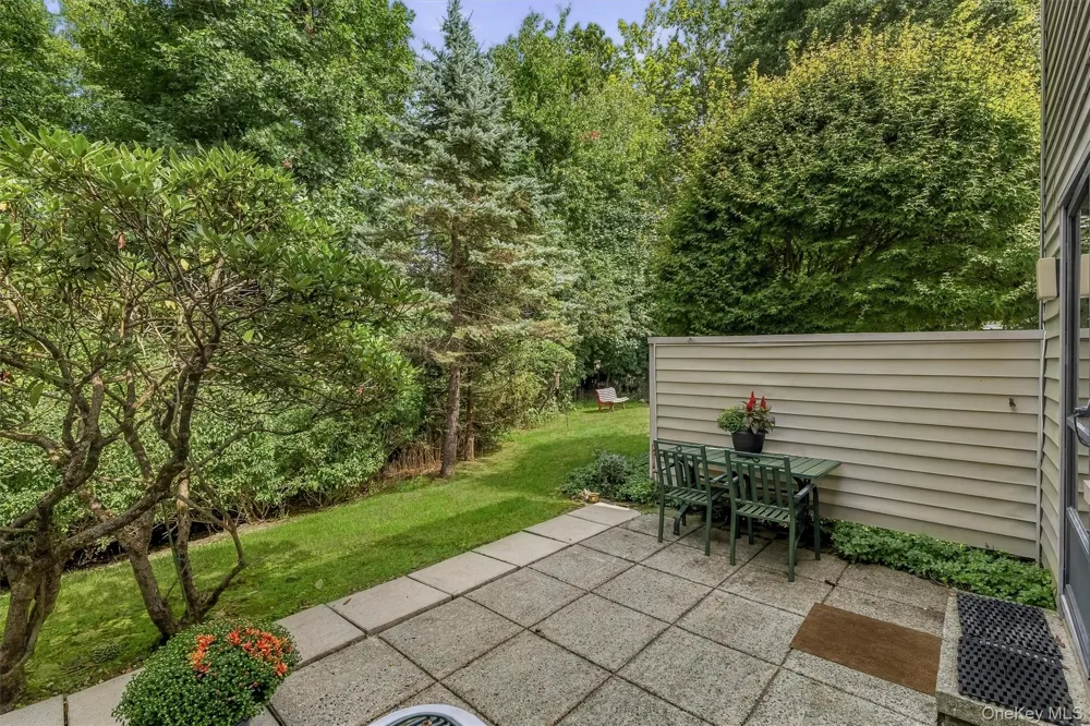 175 Heritage Hills #D Somers, NY 10589