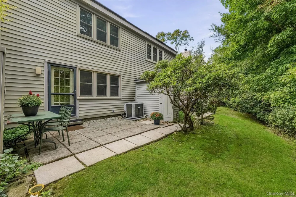 175 Heritage Hills #D Somers, NY 10589