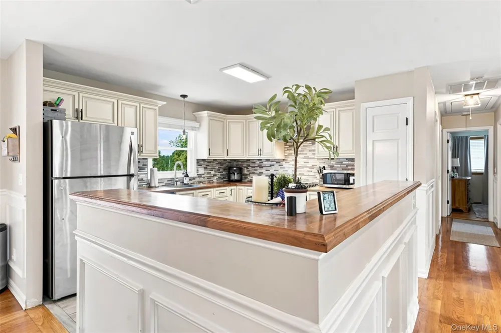 4 Aspen Court Wappingers Falls, NY 12590