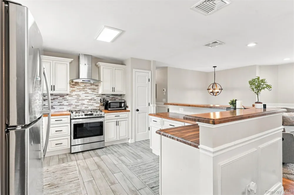 4 Aspen Court Wappingers Falls, NY 12590