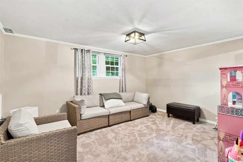 4 Aspen Court Wappingers Falls, NY 12590