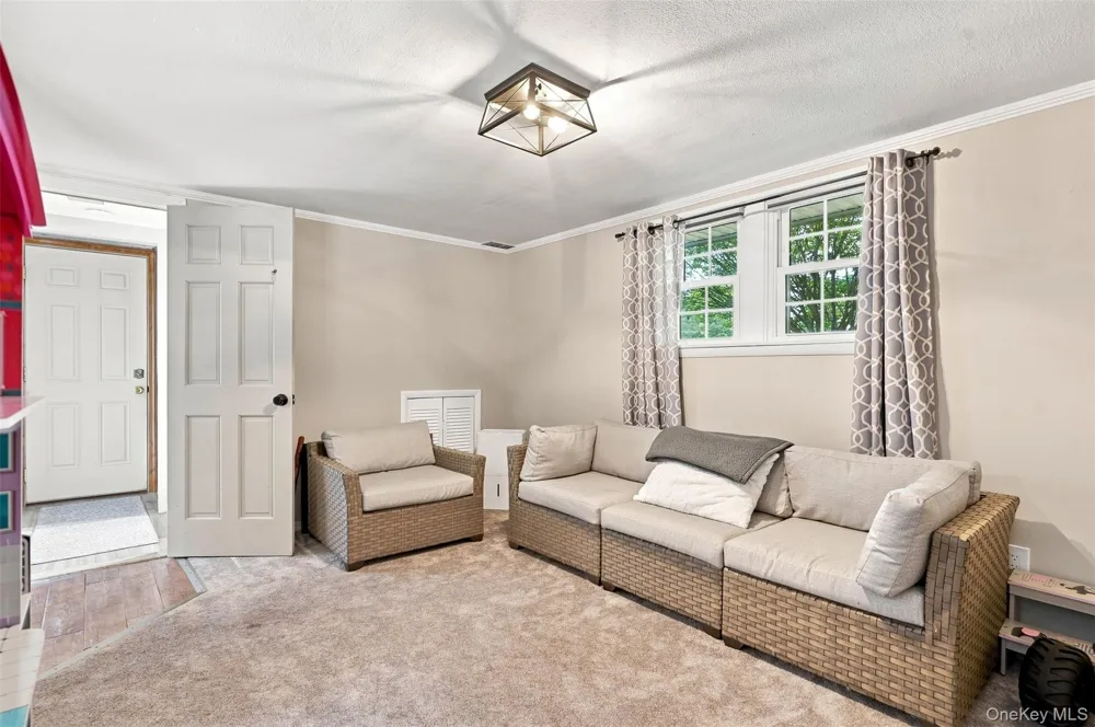 4 Aspen Court Wappingers Falls, NY 12590