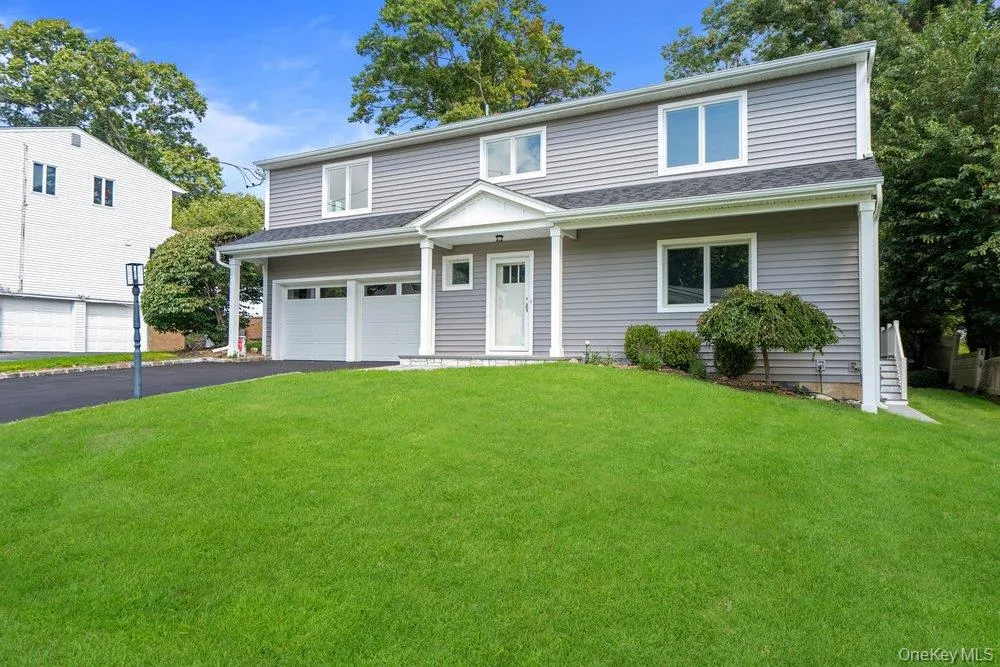 185 Harvard Drive #L Plainview, NY 11803