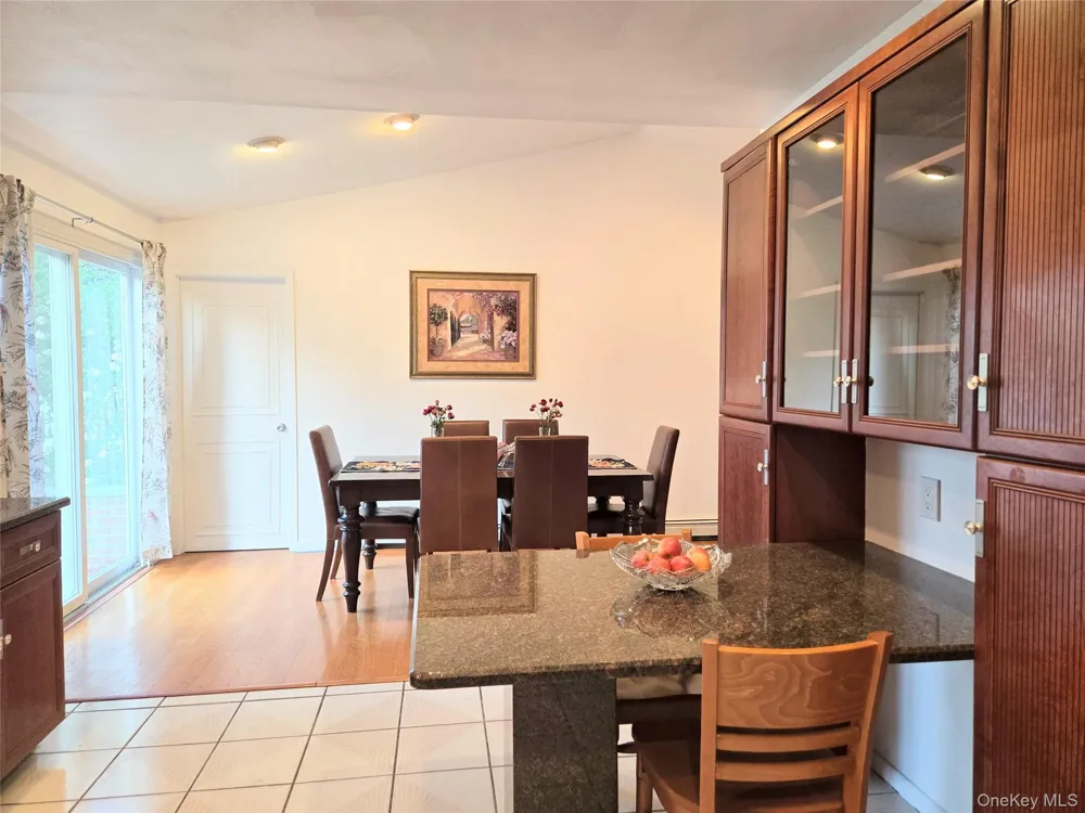 2585 Farsund Drive Yorktown Heights, NY 10598