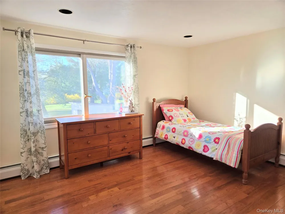2585 Farsund Drive Yorktown Heights, NY 10598