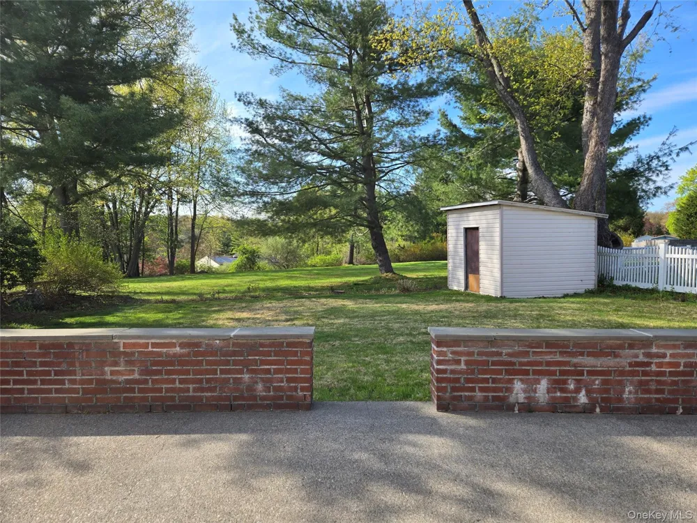 2585 Farsund Drive Yorktown Heights, NY 10598