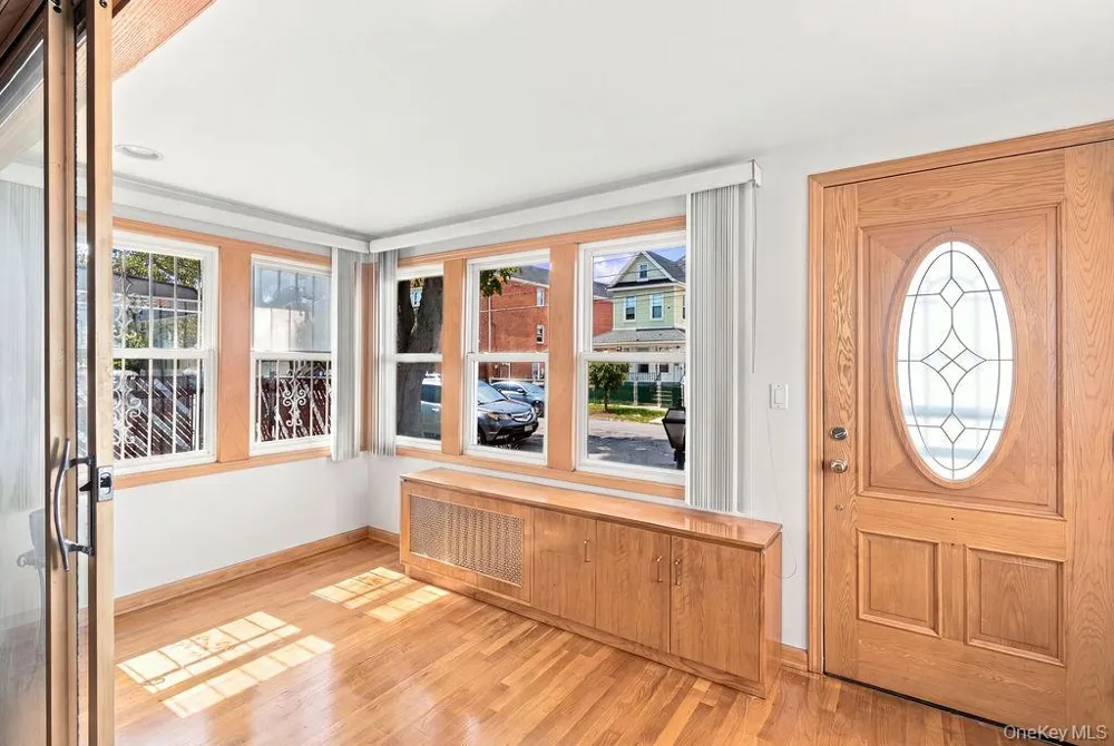 9413 108th Street Richmond Hill, NY 11419