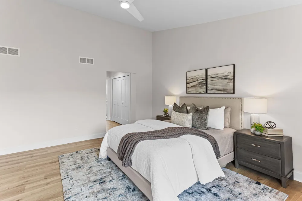 4291 Foxpointe Drive #53 West Bloomfield, MI 48323
