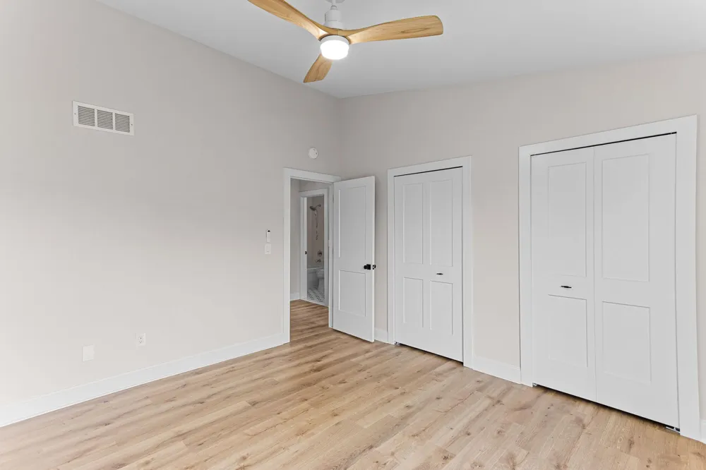4291 Foxpointe Drive #53 West Bloomfield, MI 48323