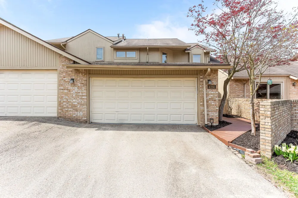 4291 Foxpointe Drive #53 West Bloomfield, MI 48323