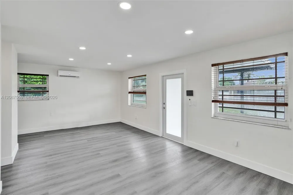 1341 NW 75th St Miami, FL 33147