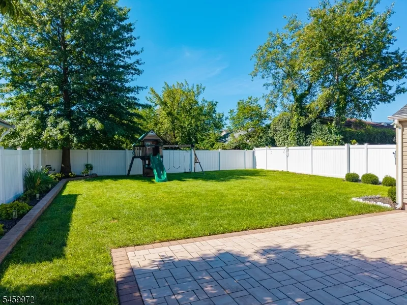 715 Ainsworth St Linden City, NJ 07036