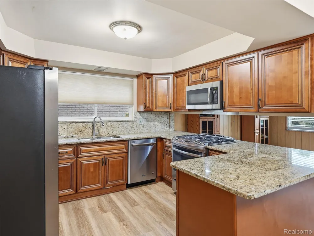 4052 Stephanie Drive Sterling Heights City, MI 48310