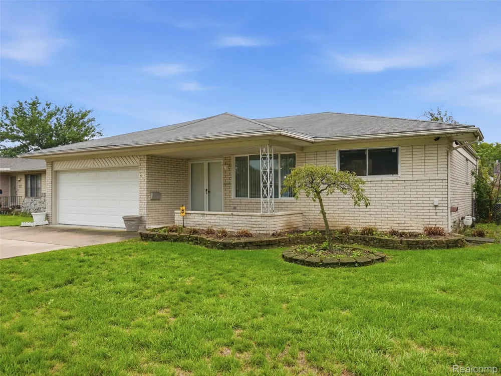 4052 Stephanie Drive Sterling Heights City, MI 48310