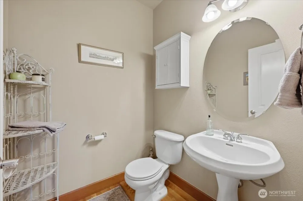 17103 138th Avenue Ct E Puyallup, WA 98374