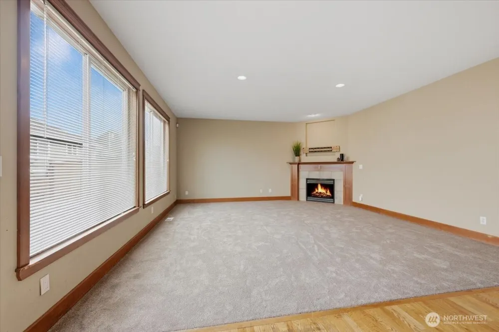 17103 138th Avenue Ct E Puyallup, WA 98374