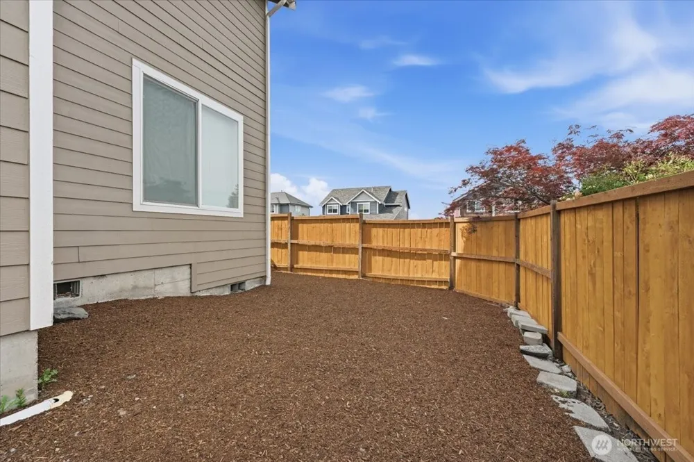17103 138th Avenue Ct E Puyallup, WA 98374