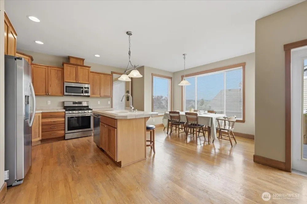 17103 138th Avenue Ct E Puyallup, WA 98374