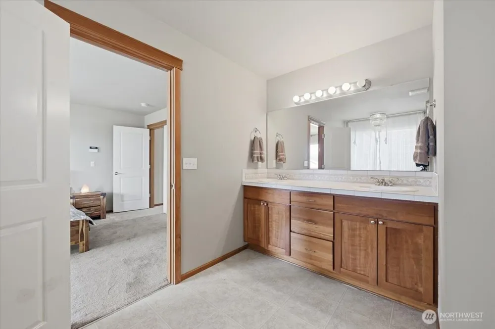 17103 138th Avenue Ct E Puyallup, WA 98374