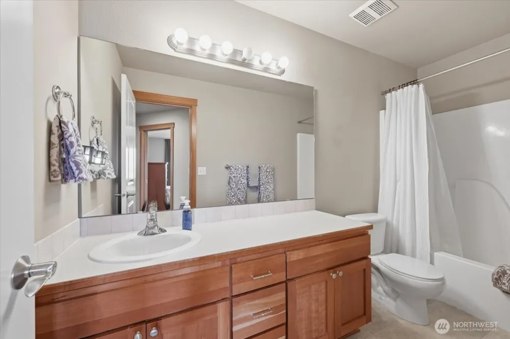 17103 138th Avenue Ct E Puyallup, WA 98374