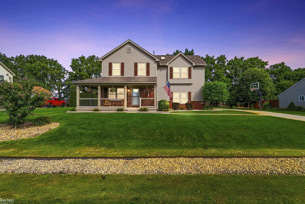 5460 Deer Trail Fenton Charter Township, MI 48451