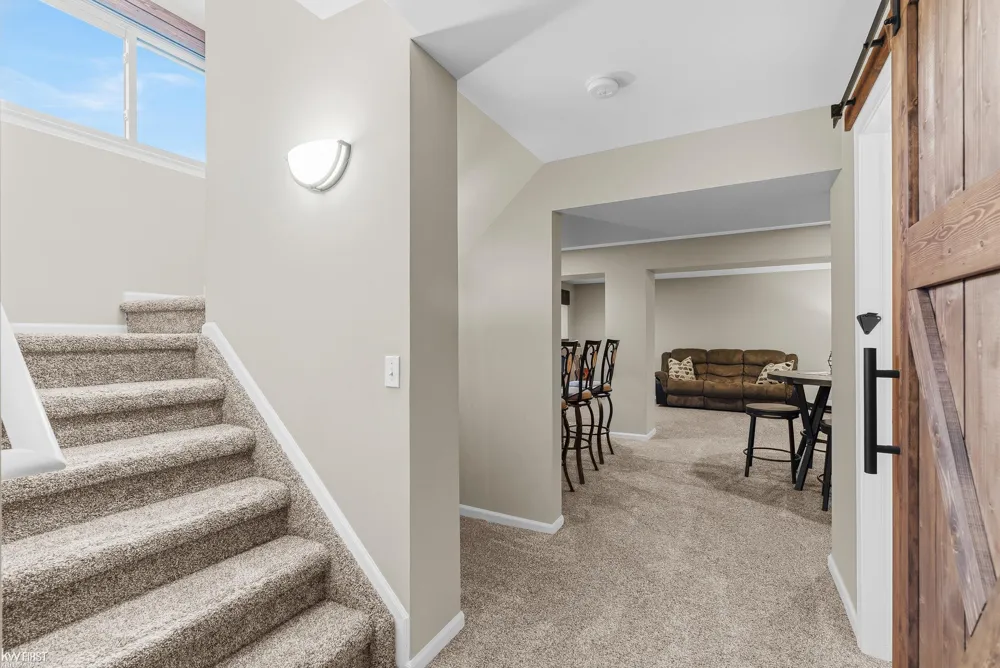 5460 Deer Trail Fenton Charter Township, MI 48451