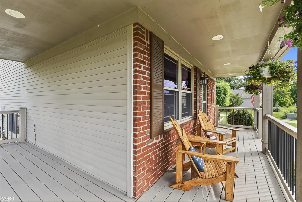 5460 Deer Trail Fenton Charter Township, MI 48451