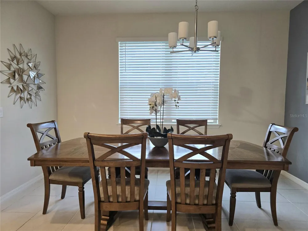 2462 DUBAI STREET Kissimmee, FL 34747