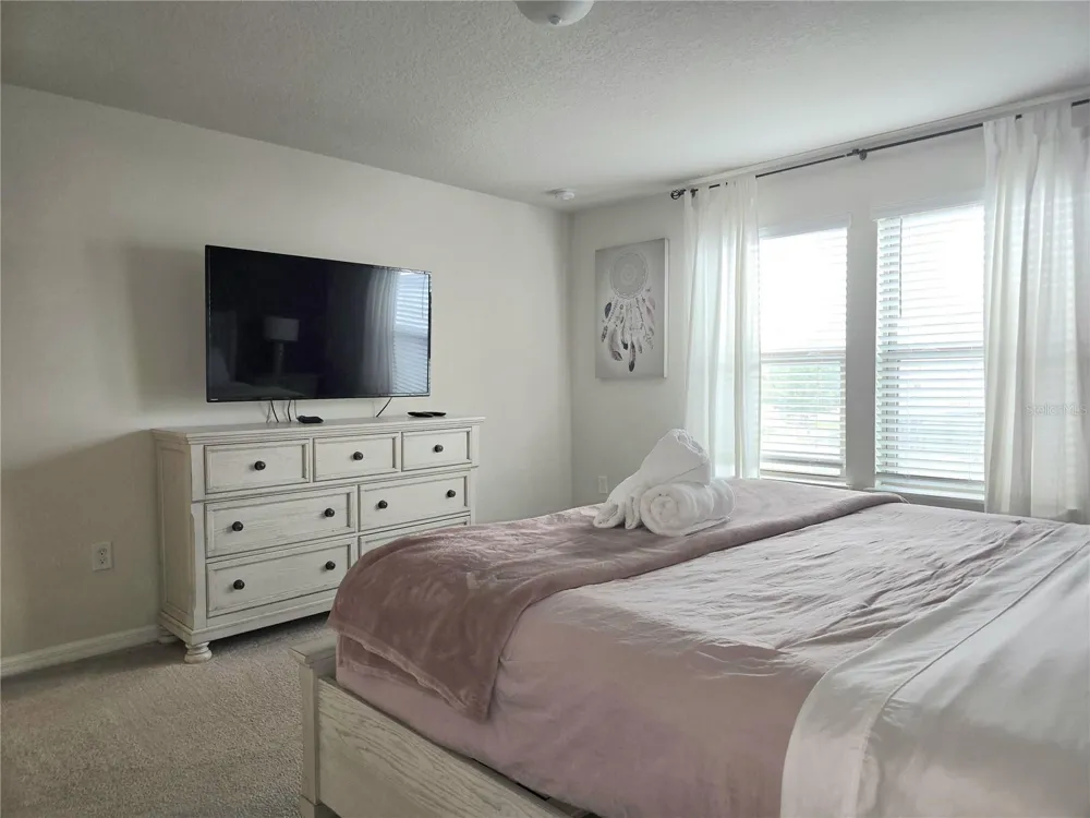 2462 DUBAI STREET Kissimmee, FL 34747