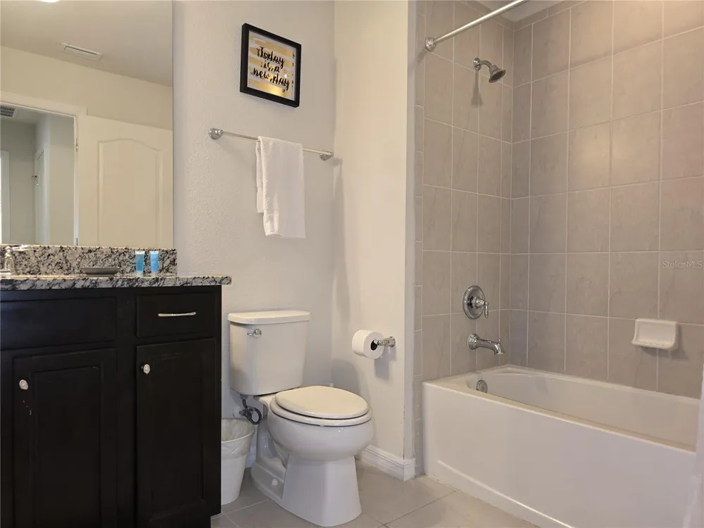 2462 DUBAI STREET Kissimmee, FL 34747