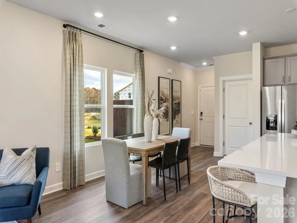 8337 Hidden Springs Trail Charlotte, NC 28216