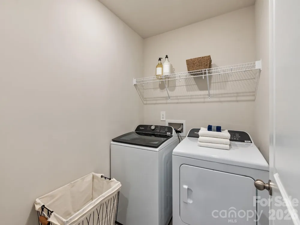 8337 Hidden Springs Trail Charlotte, NC 28216