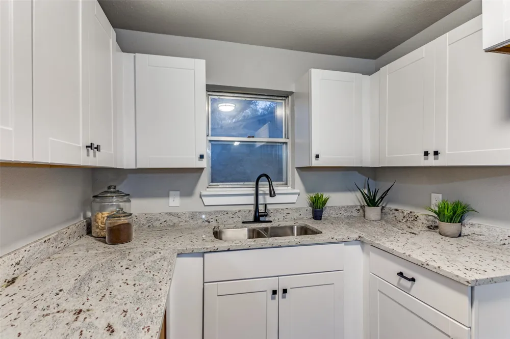 2801 Wren Avenue Fort Worth, TX 76133