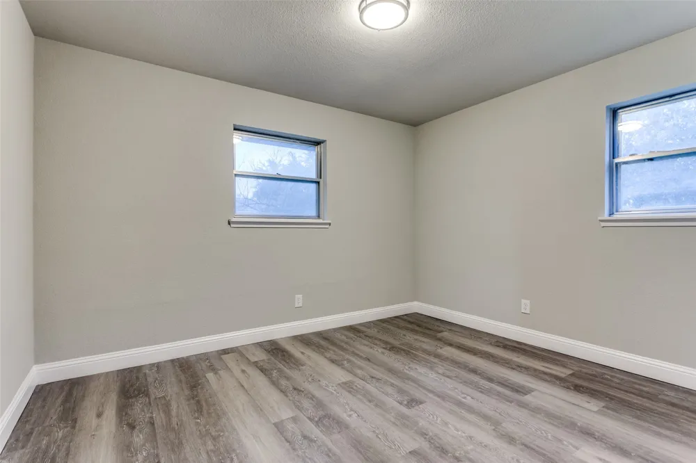 2801 Wren Avenue Fort Worth, TX 76133