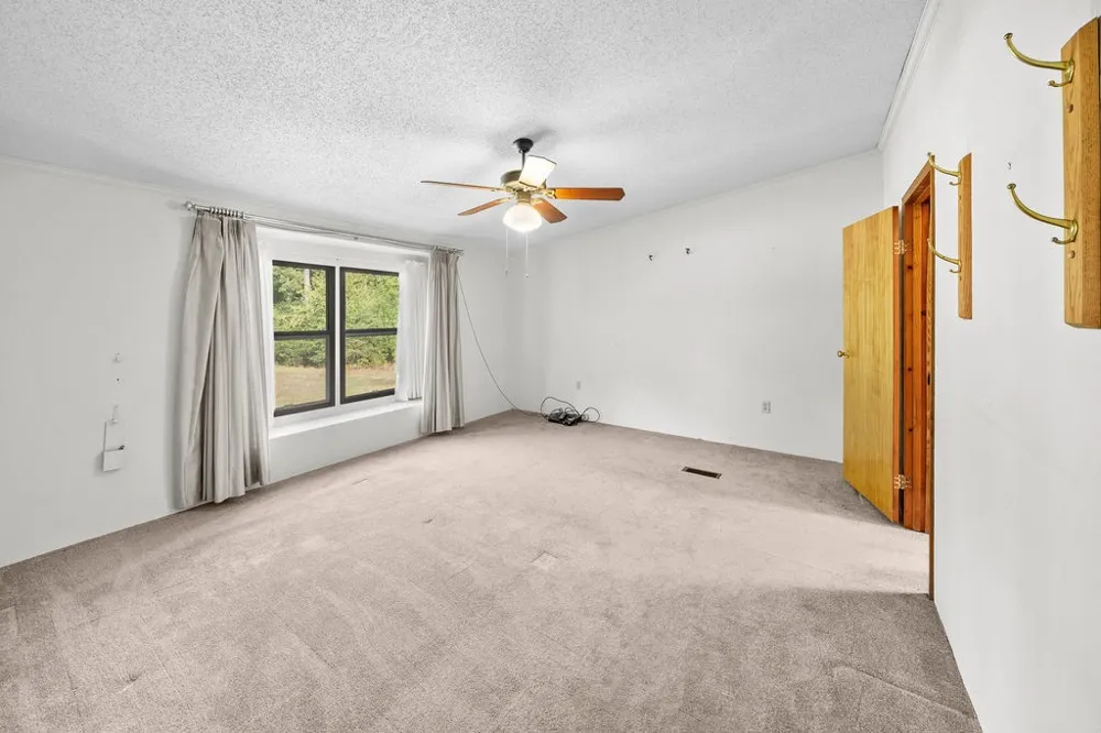 662 County Road 2325 Mineola, TX 75773